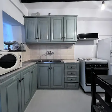 Aelia Semesterbostad Ioulis